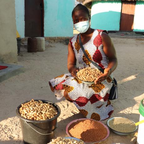 Mavis, a young smallholder farmer in Zimbabwe